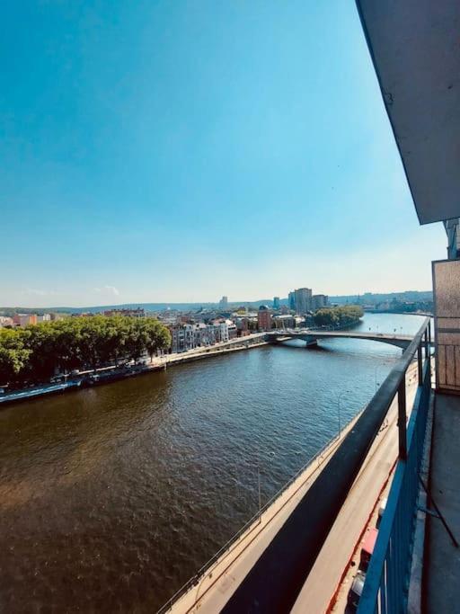 Appartement Cosy & Lumineux Au Coeur De Liege! エクステリア 写真